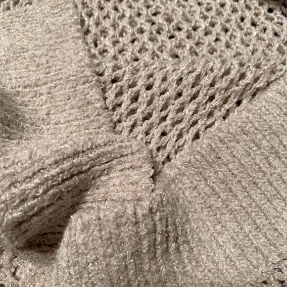 Free People Large High-Low, High Neck, Sleeveless Cream Knit Sweater - Picture 4 of 5